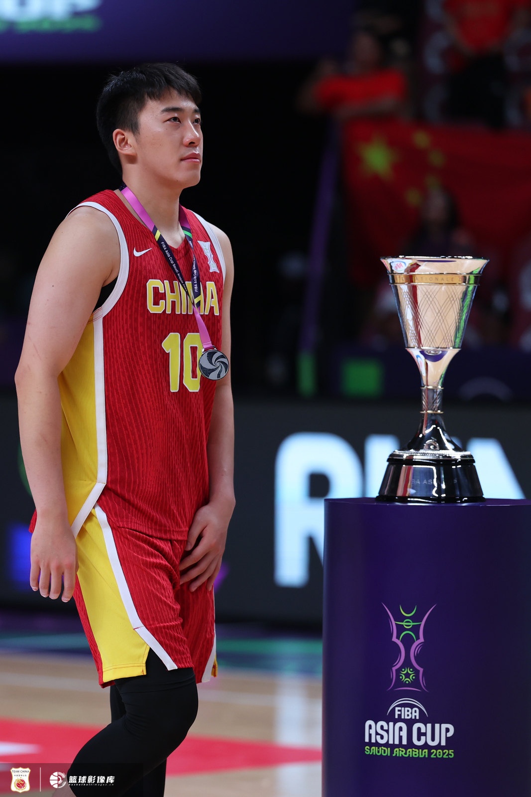 媒体人:王俊杰有远超自身年龄的沉稳老练 他是天生的大场面先生